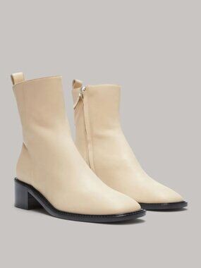 Everlane The City Boots Minimalist Cream Size 9 EUC